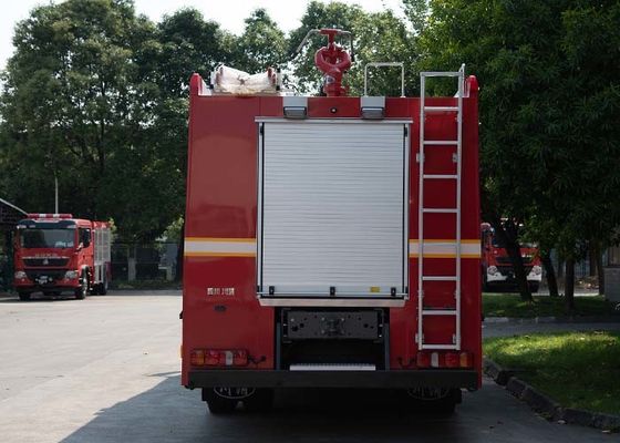 Sinotruk HOWO 8T Wasser- und Schaum-Feuerwehrfahrzeug