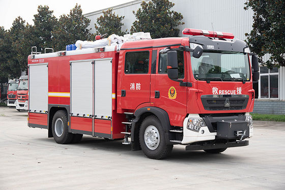 Sinotruk HOWO 6T CAFS Wasserschaumbehälter Feuerwehrmotor Spezialisiertes Fahrzeug Preis China Hersteller