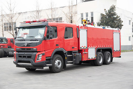 SCHAUM-Feuerbekämpfungs-LKW Volve Hochleistungsmit doppelter Reihen-Kabine