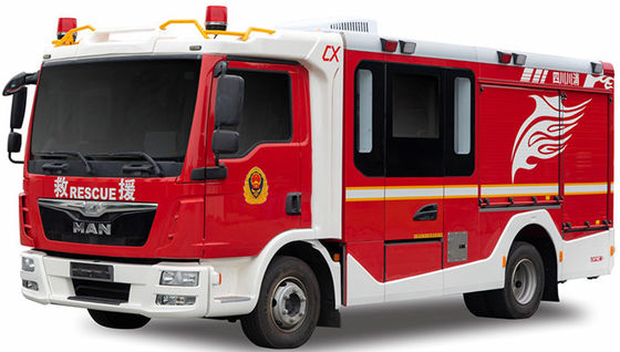 MANN kleiner Feuerbekämpfungs-LKW und Schaum-Angebot mit 8 Feuerwehrmännern